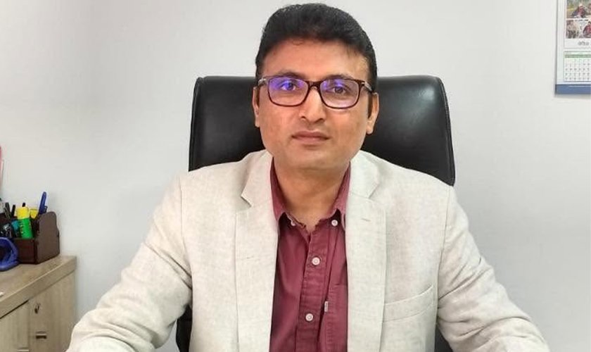 प्रधानमन्त्री दैवीप्रकोप उद्धार कोषमा इप्पान महासचिवद्वारा ११ लाख सहयोग