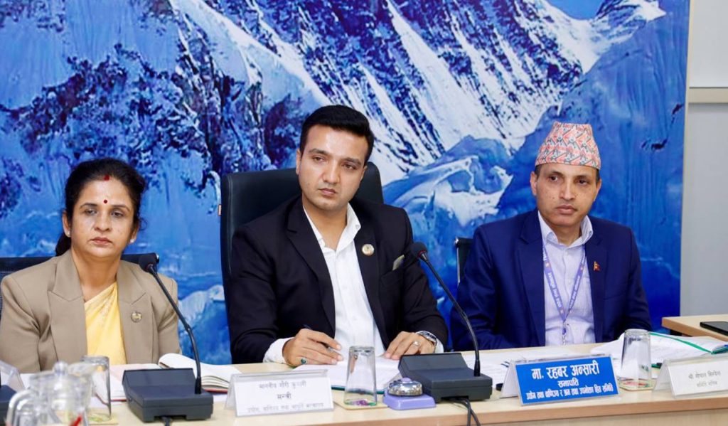 चिनीको मूल्य प्रतिकिलो १२० पुग्यो, छलफलै नगरी संसद्को उपभोक्ता समितिको बैठक स्थगित